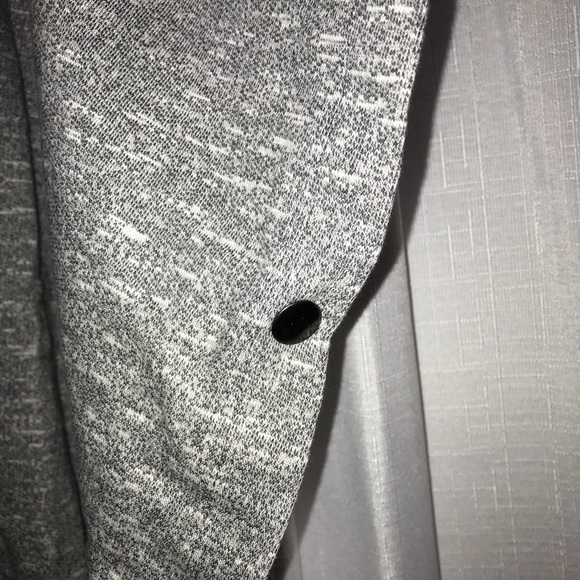 RD Style Poncho - Picture 3 of 5